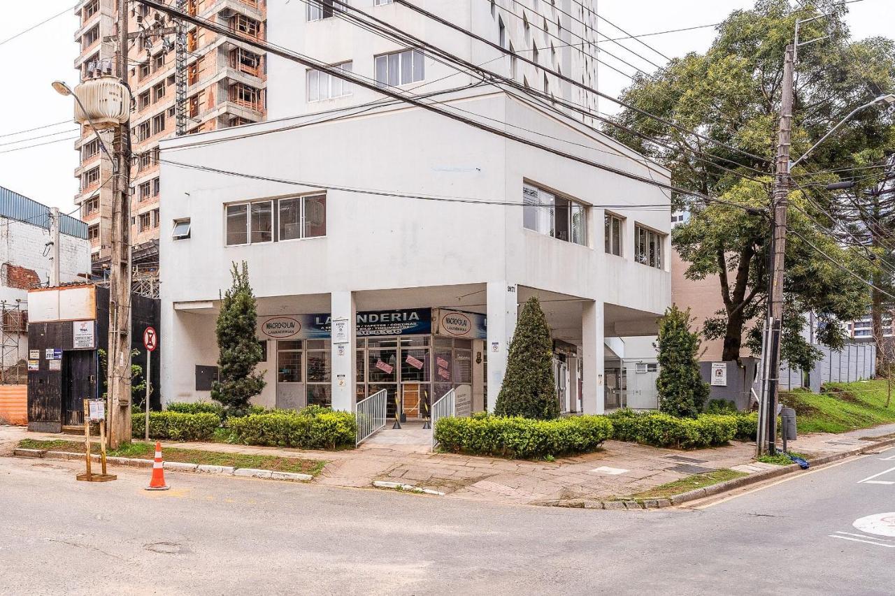 Predio Fantastico No Bairro Mais Requisitado De กูรีตีบา ภายนอก รูปภาพ